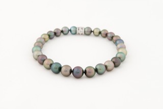 Multicolored pearl jewelery